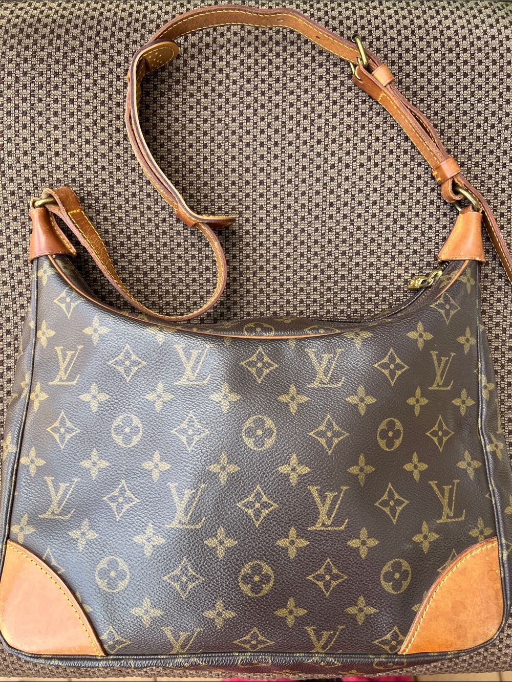 Vintage LOUIS VUITTON BOULOGNE 30 SHOULDER BAG